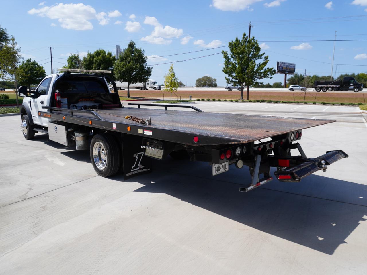 Ford F-550  2022