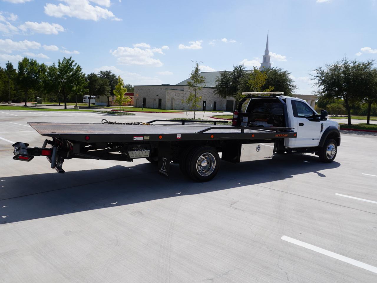 Ford F-550  2022