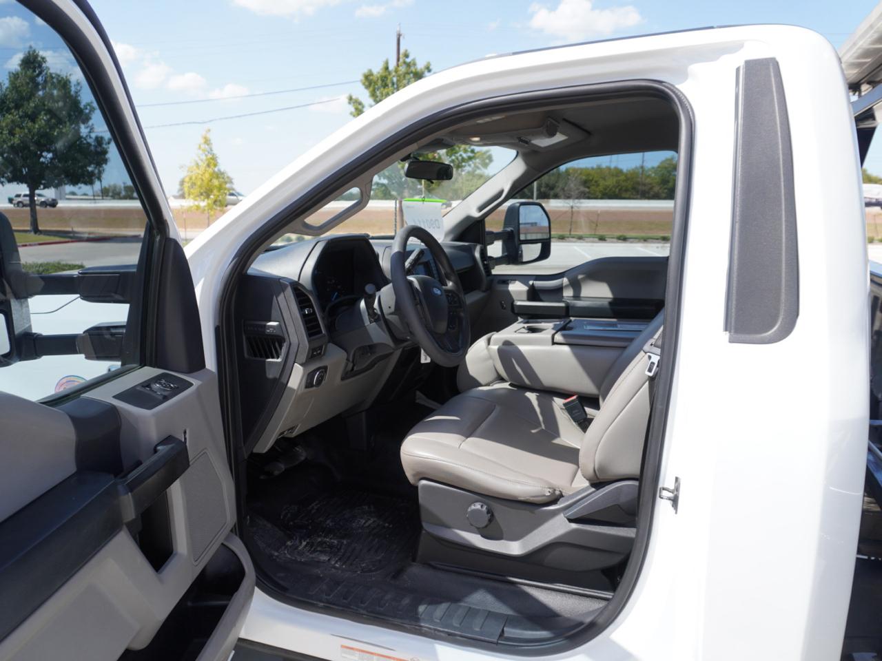Ford F-550  2022