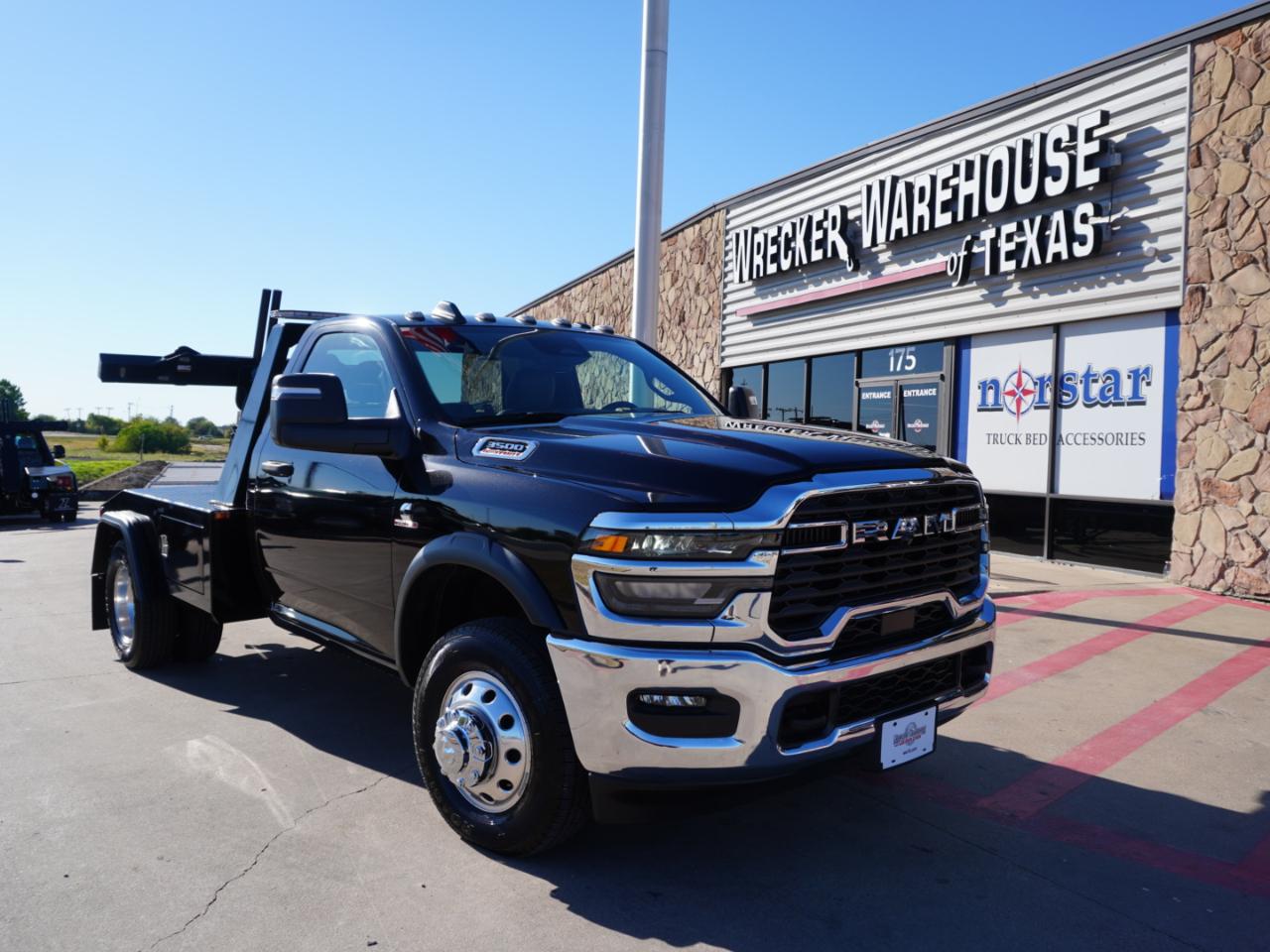 RAM 3500 Chassis Cab Tradesman 2WD Reg Cab 60" CA 143.5" WB 2025