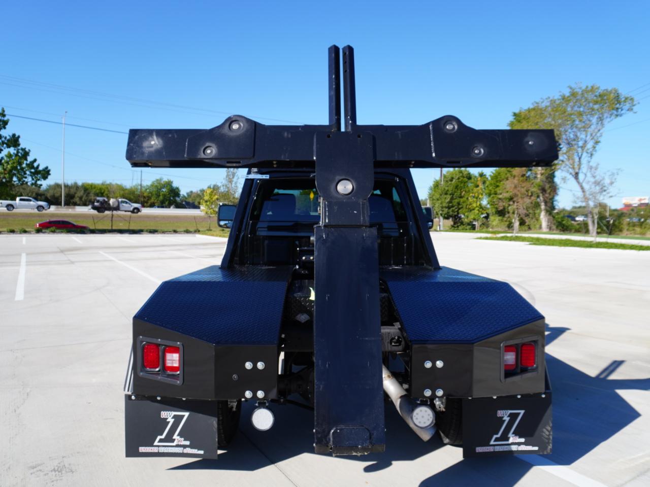 RAM 3500 Chassis Cab Tradesman 2WD Reg Cab 60" CA 143.5" WB 2025