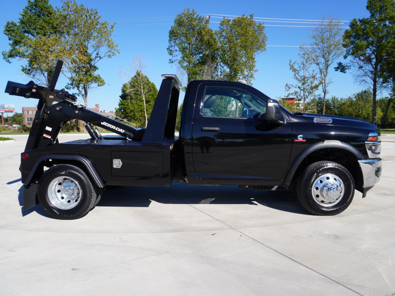 RAM 3500 Chassis Cab Tradesman 2WD Reg Cab 60" CA 143.5" WB 2025