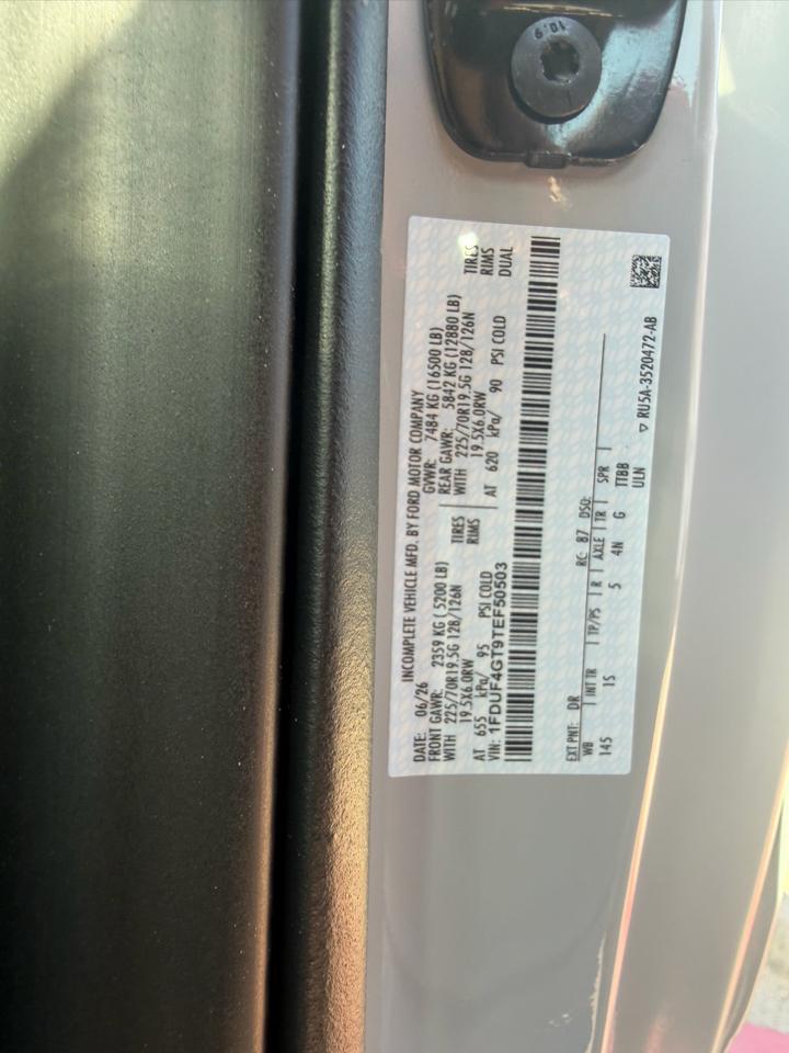 Ford Super Duty F-450 DRW XLT 2WD Reg Cab 145" WB 60" CA 2026