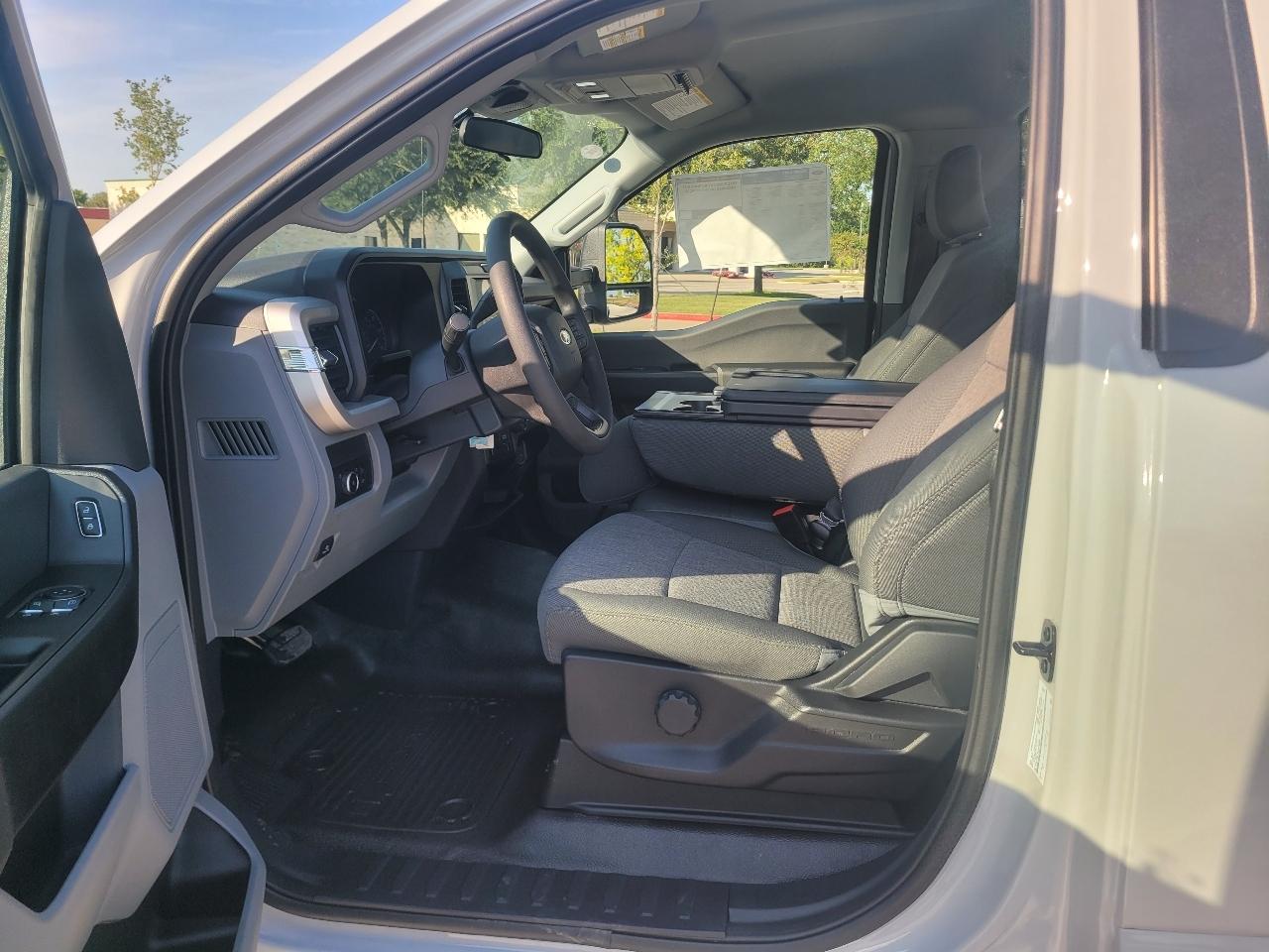 Ford Super Duty F-450 DRW  2026