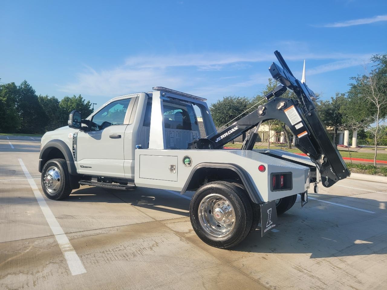 Ford Super Duty F-450 DRW  2026