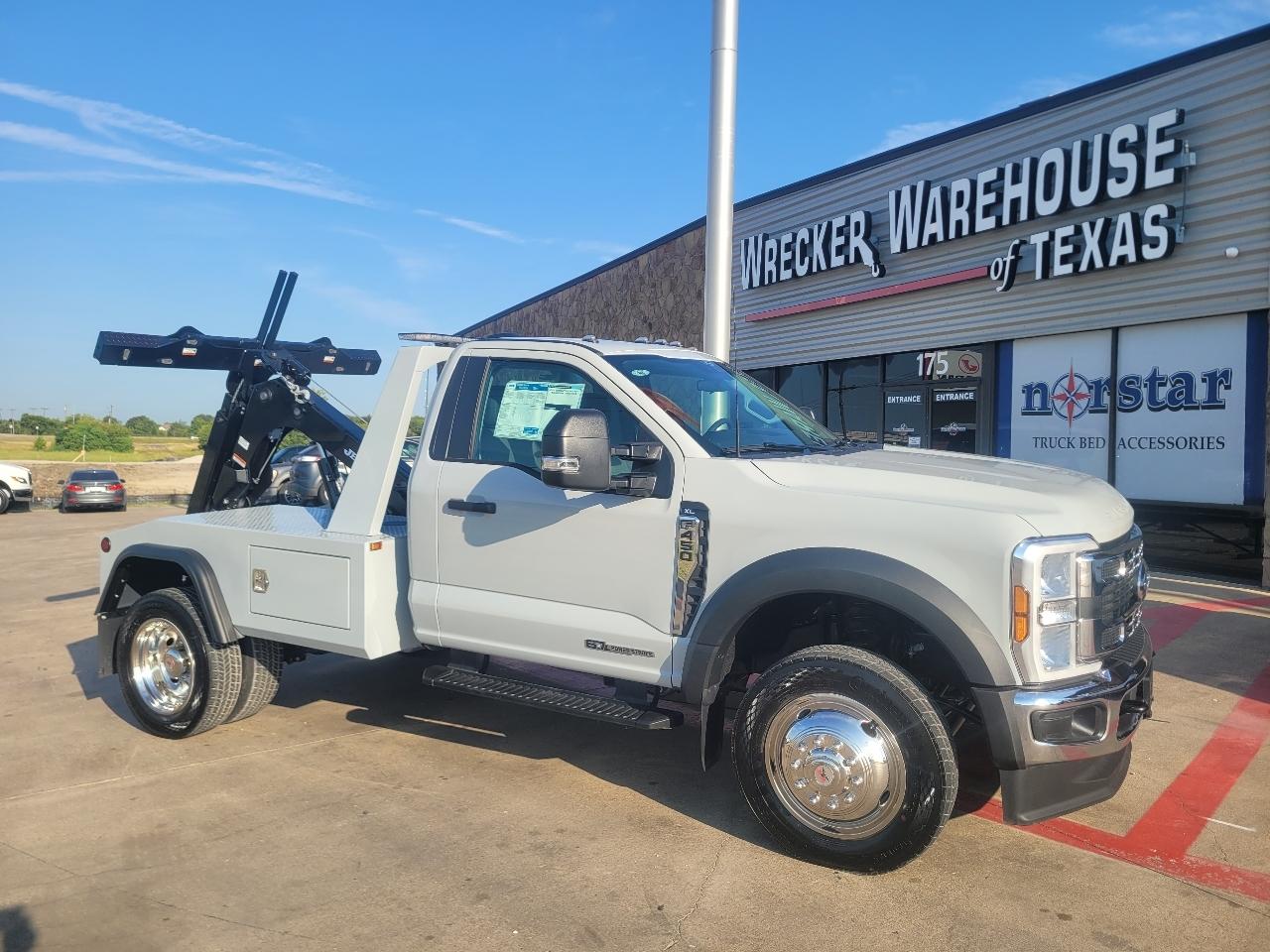 Ford Super Duty F-450 DRW  2026