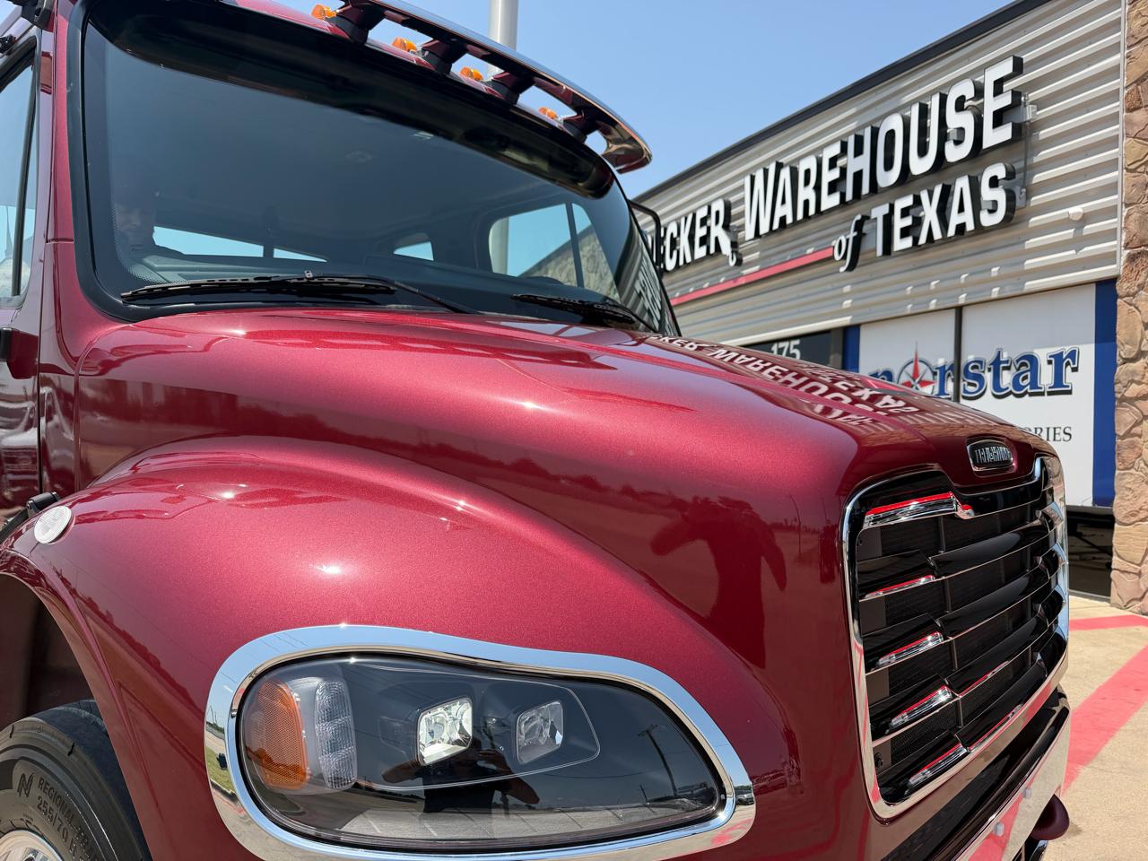 Freightliner M2 106  2027