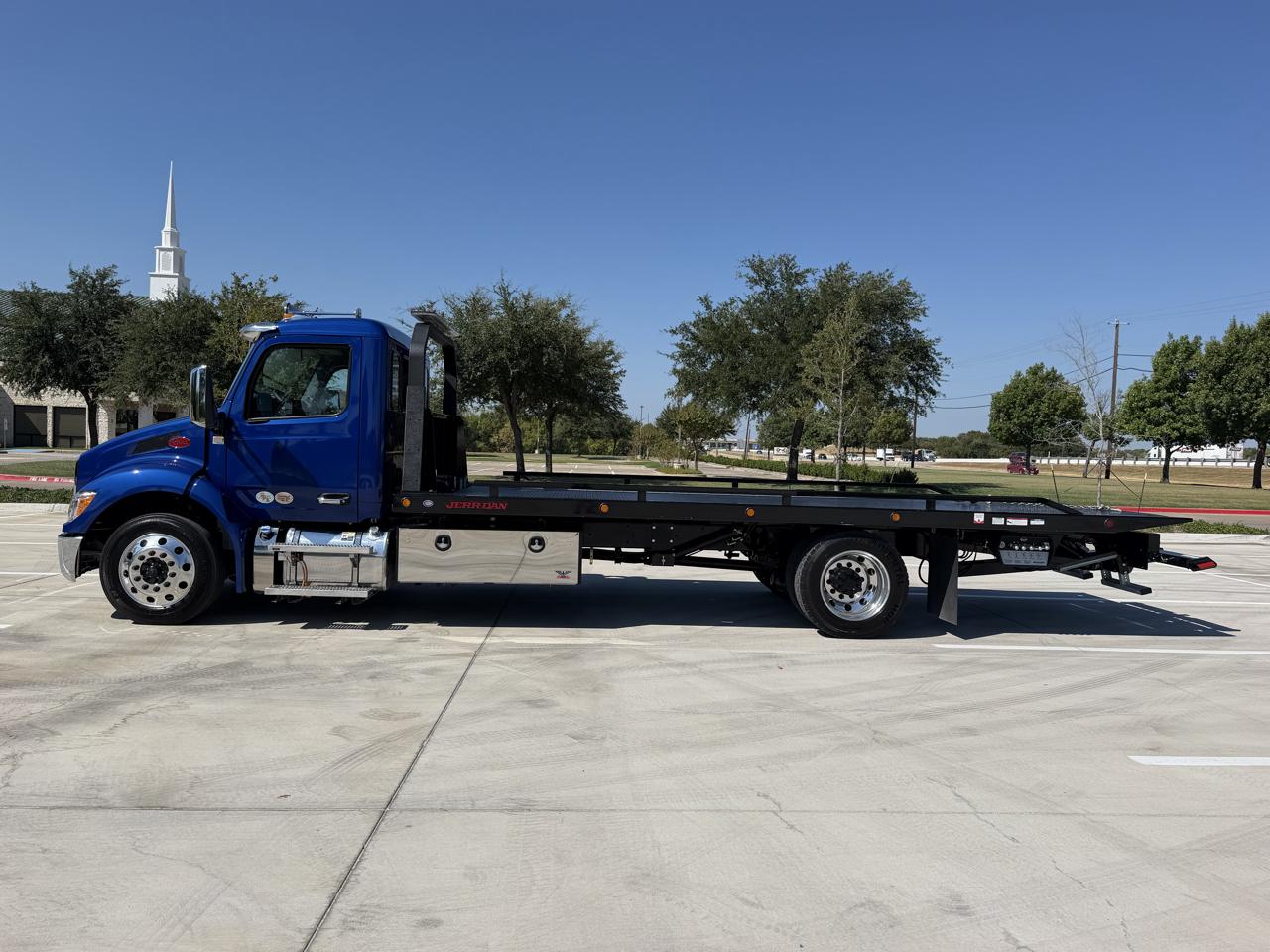 Peterbilt 536  2027