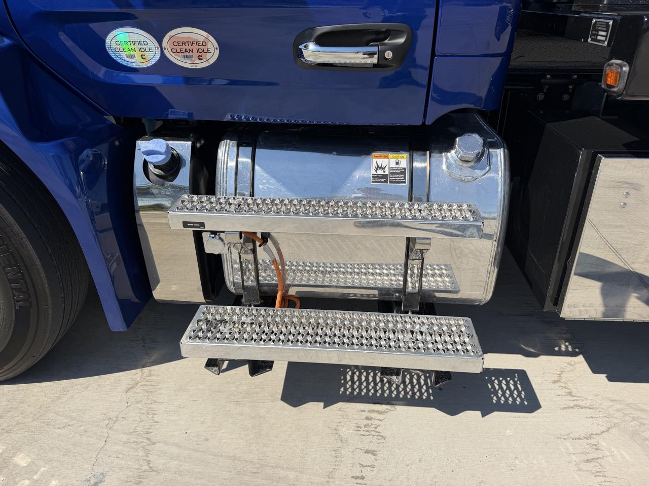 Peterbilt 536  2027