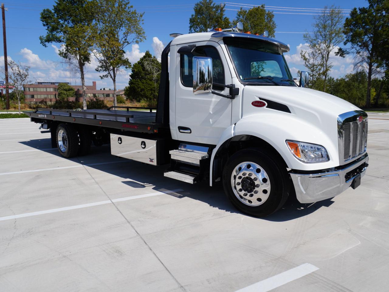 Peterbilt 536  2027