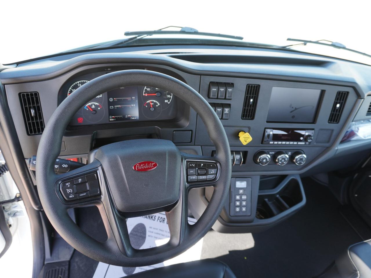 Peterbilt 536  2027