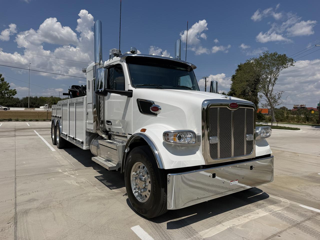 Peterbilt 567  2024