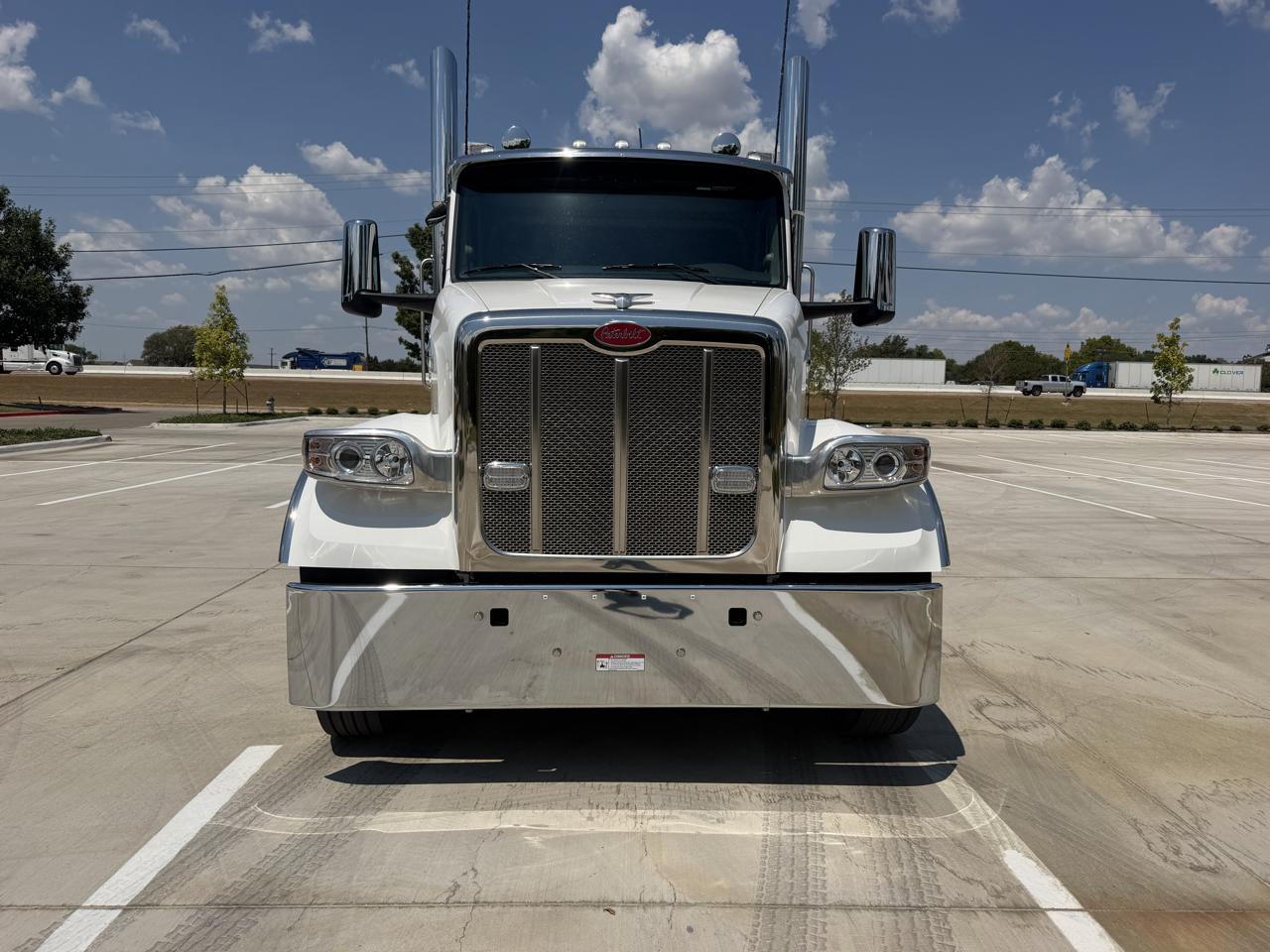 Peterbilt 567  2024