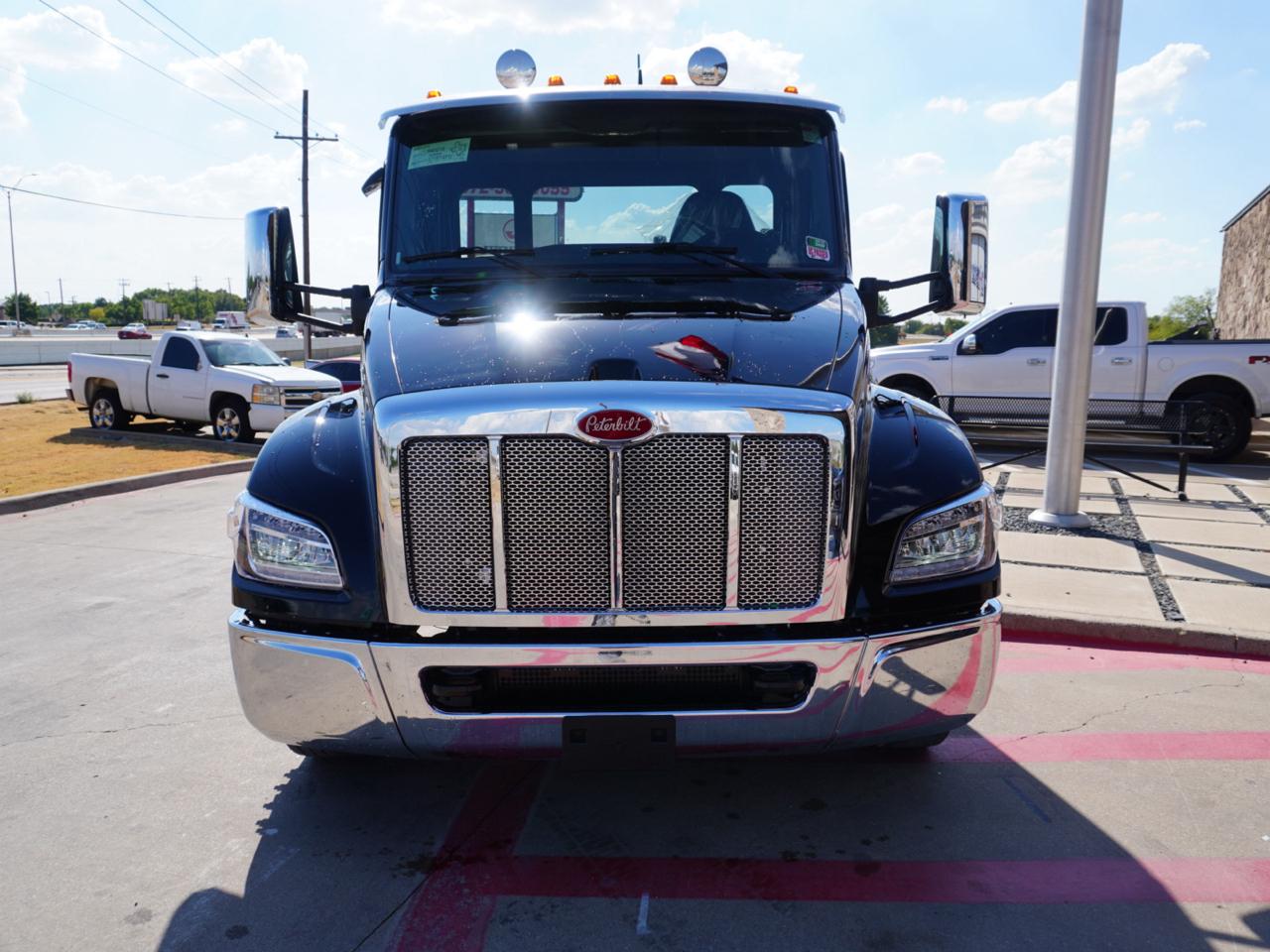 Peterbilt 536  2027