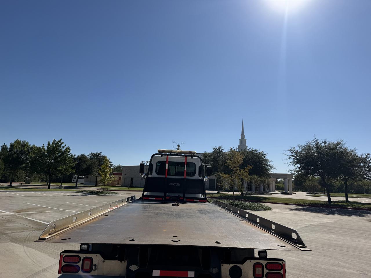 Peterbilt 330  2011