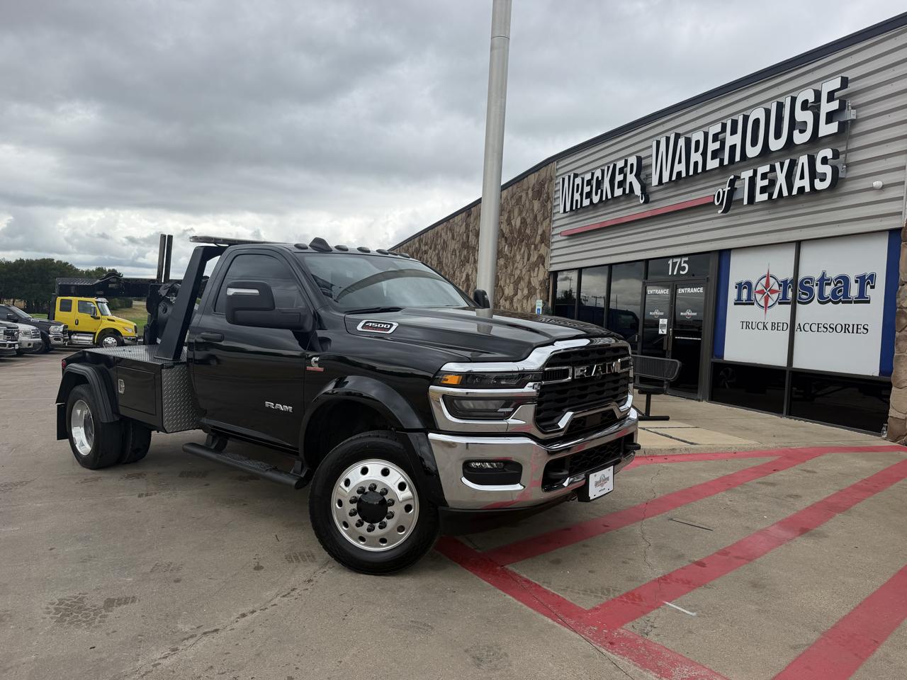 RAM 4500 Chassis Cab Big Horn 4x4 Reg Cab 60" CA 144.5" WB 2025