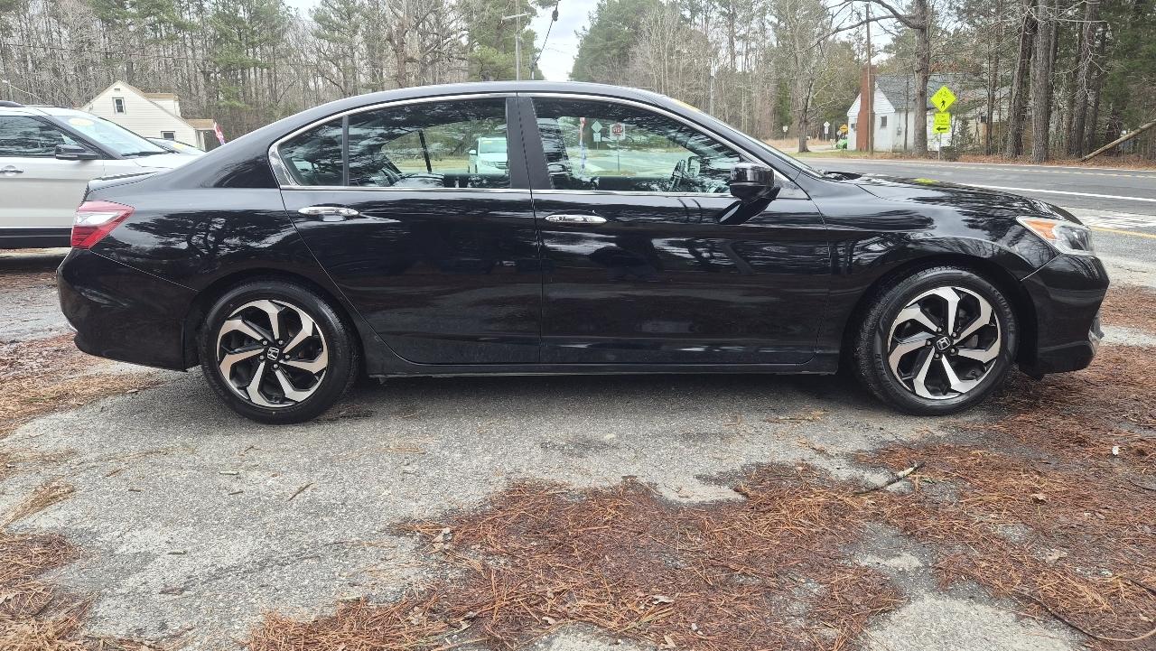 Honda Accord Sedan  2017