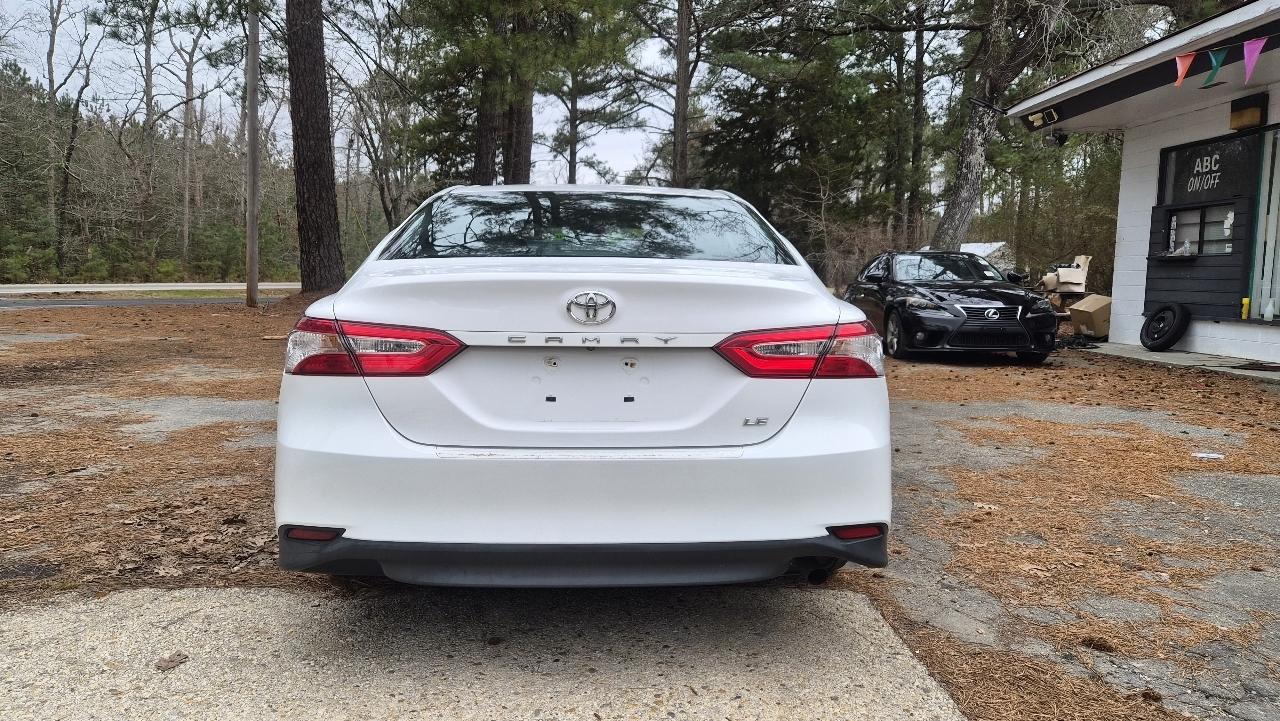 Toyota Camry  2018