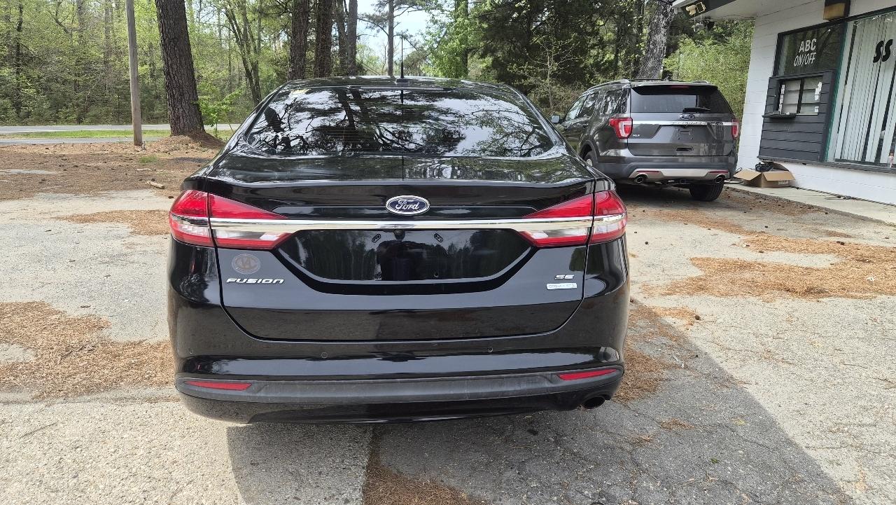 Ford Fusion 4dr Sdn SE FWD 2018