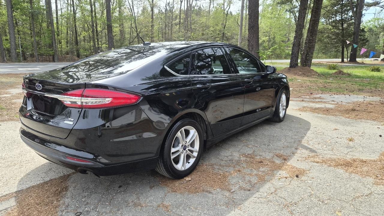 Ford Fusion 4dr Sdn SE FWD 2018