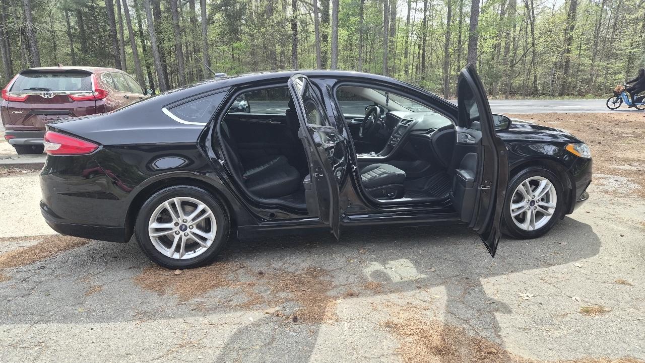 Ford Fusion 4dr Sdn SE FWD 2018