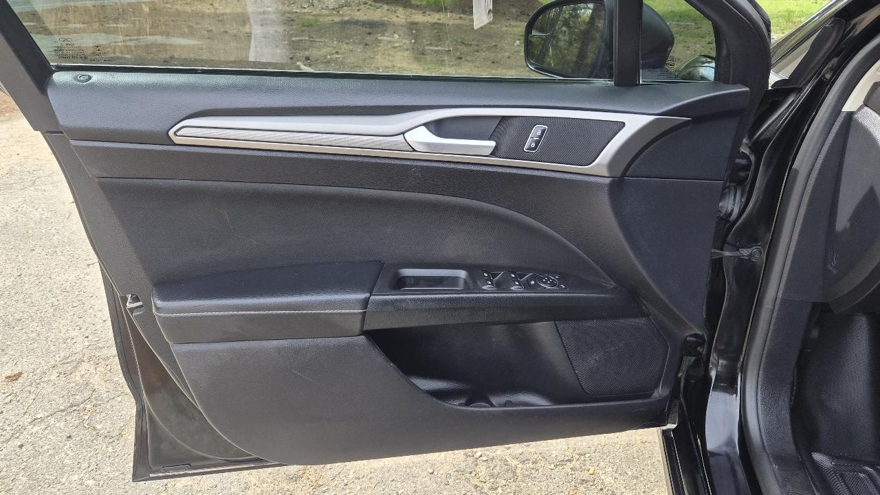 Ford Fusion 4dr Sdn SE FWD 2018