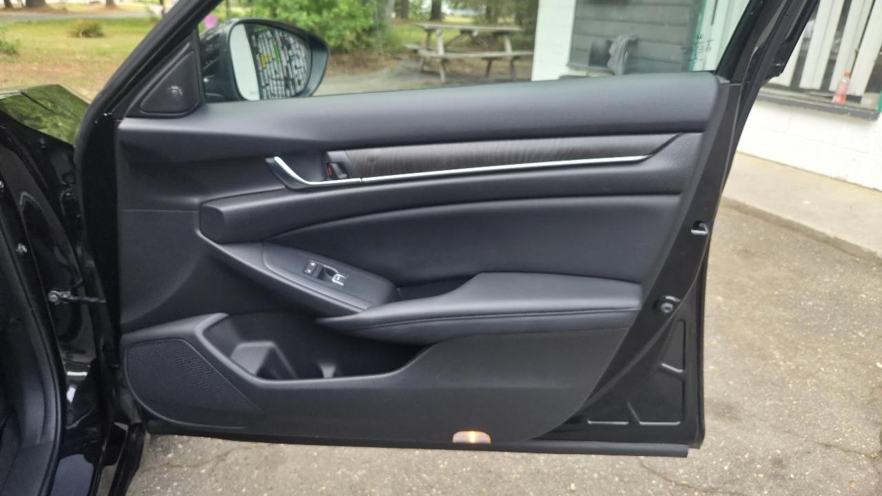 Honda Accord Hybrid Touring Sedan 2018