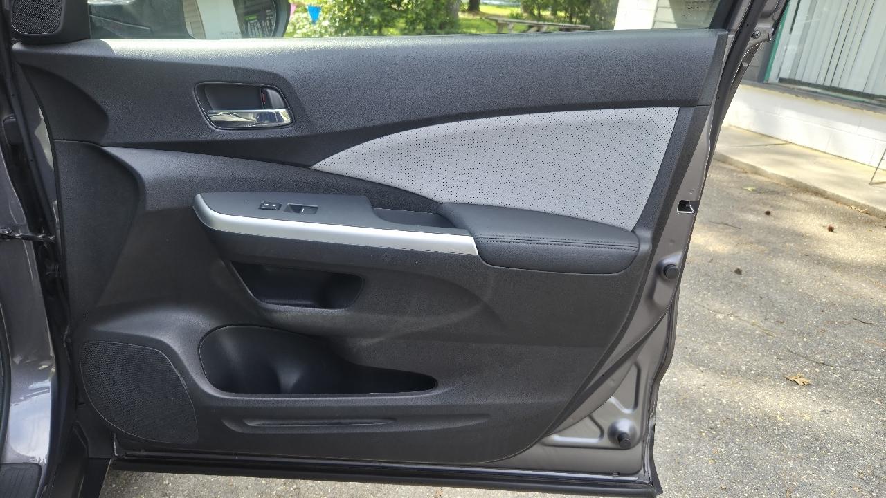 Honda CR-V Touring 2WD 2015