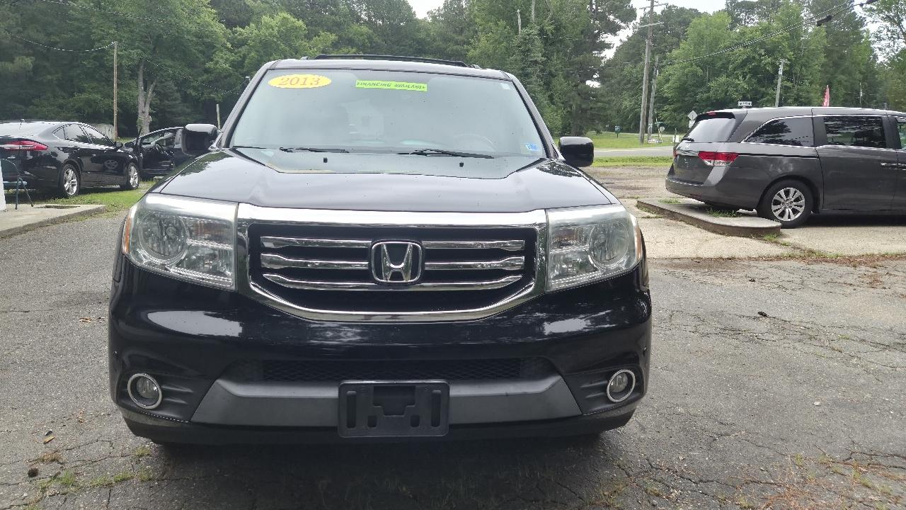 Honda Pilot Touring 4WD with DVD 2013