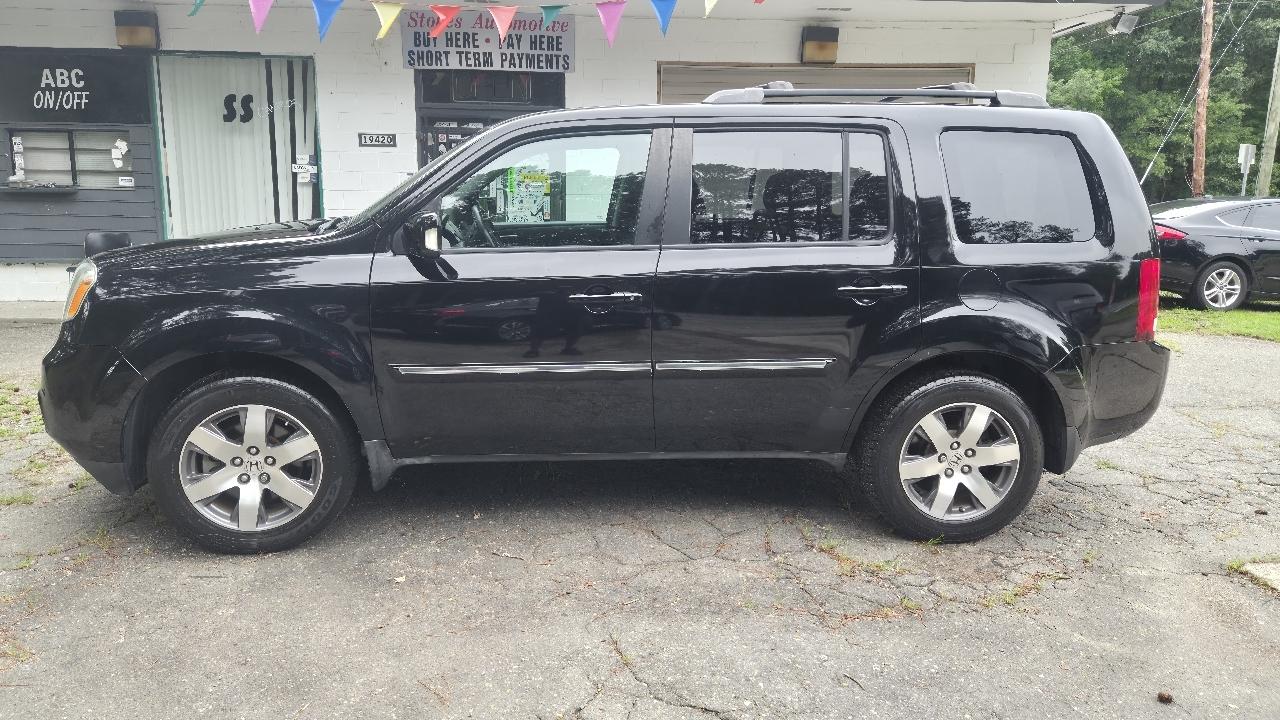 Honda Pilot Touring 4WD with DVD 2013