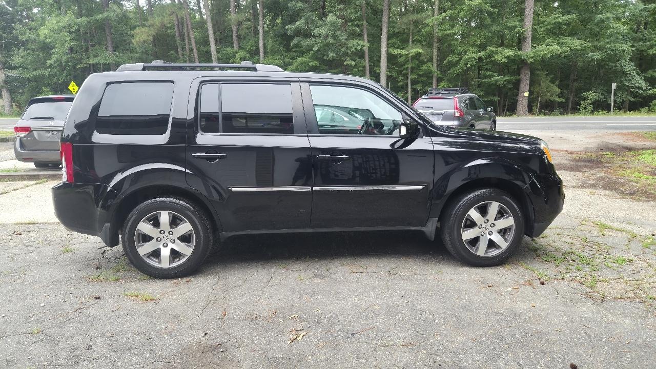 Honda Pilot Touring 4WD with DVD 2013