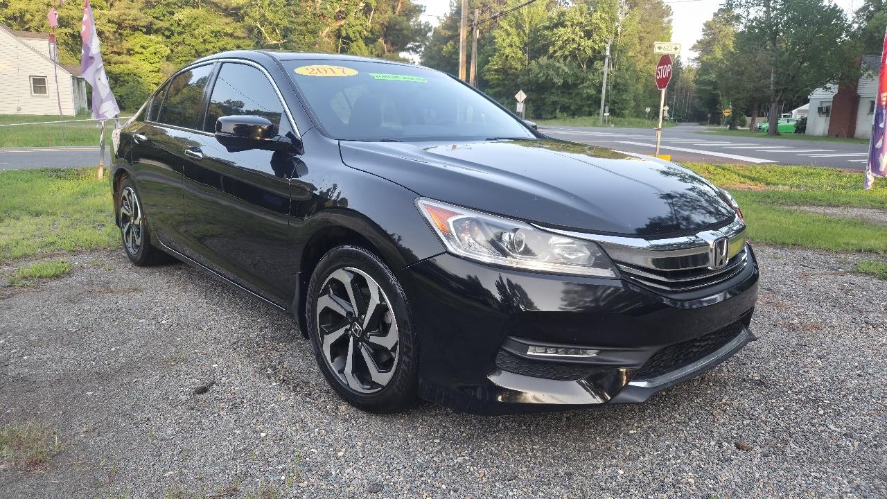 Honda Accord EX-L 4D Sedan w/Nav 2017