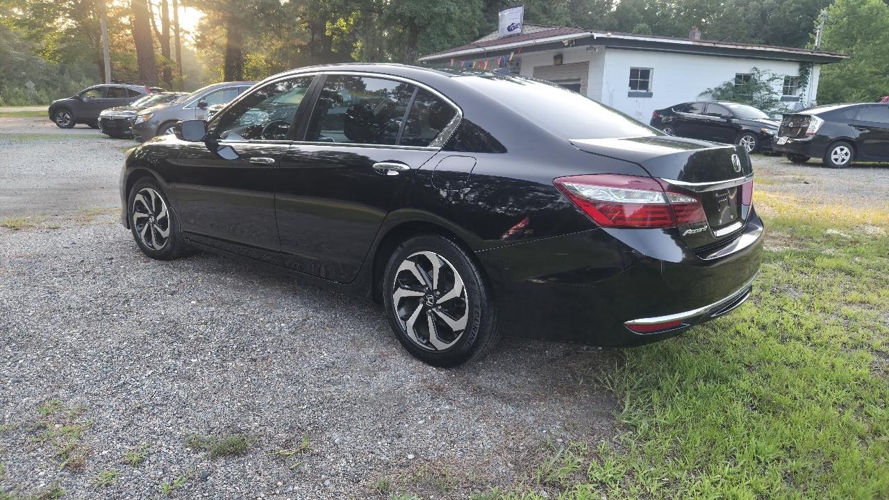 Honda Accord EX-L 4D Sedan w/Nav 2017