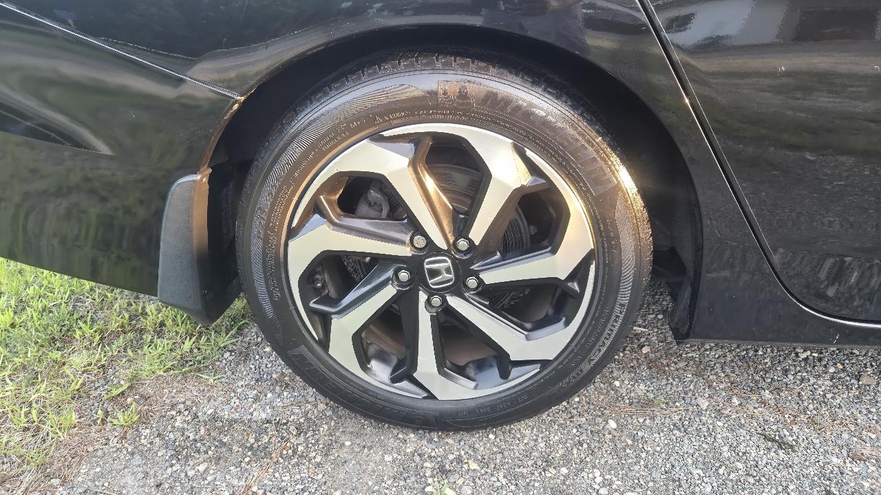 Honda Accord EX-L 4D Sedan w/Nav 2017