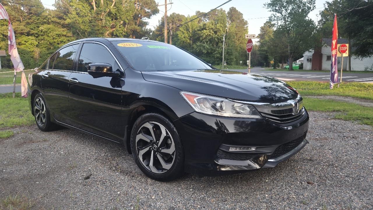 Honda Accord EX-L 4D Sedan w/Nav 2017