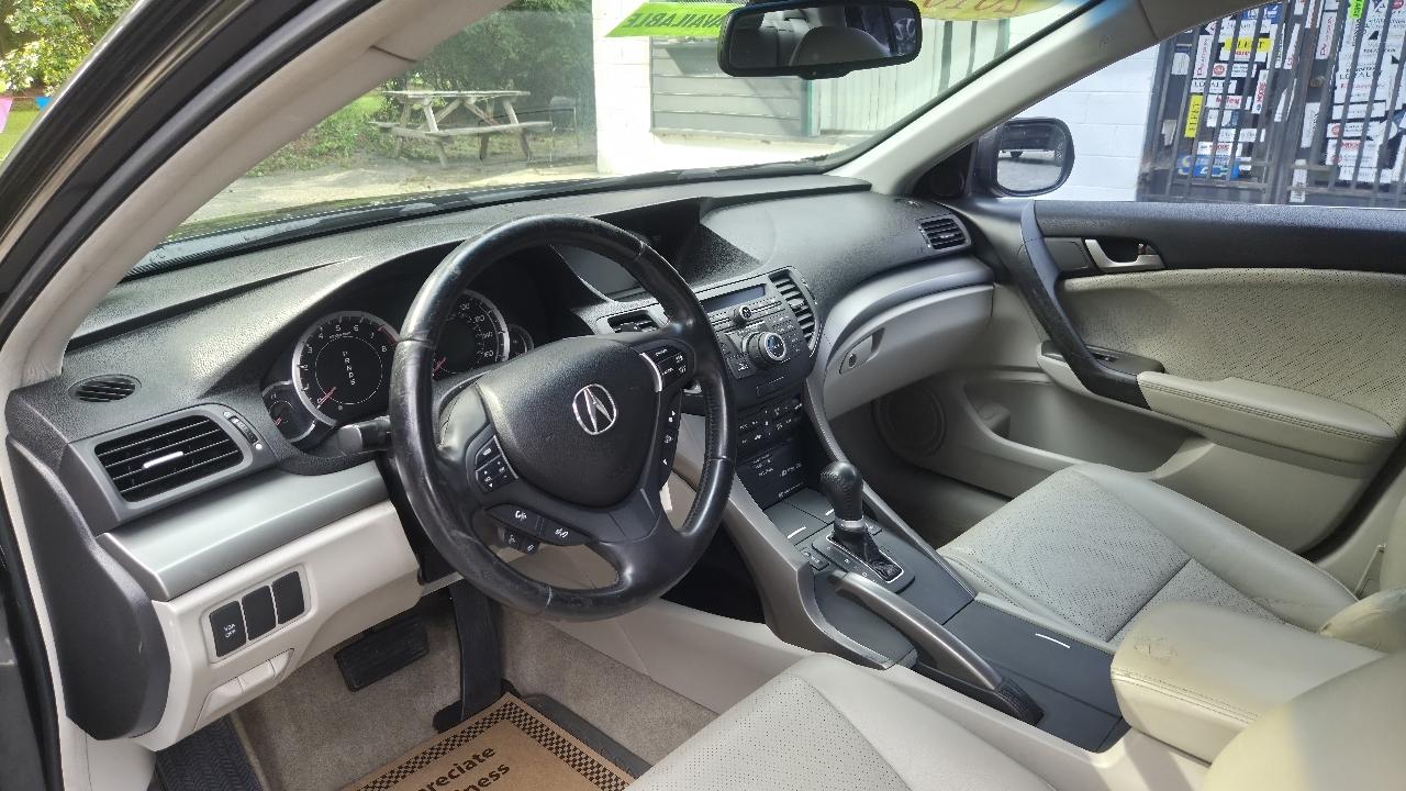 Acura TSX  2010