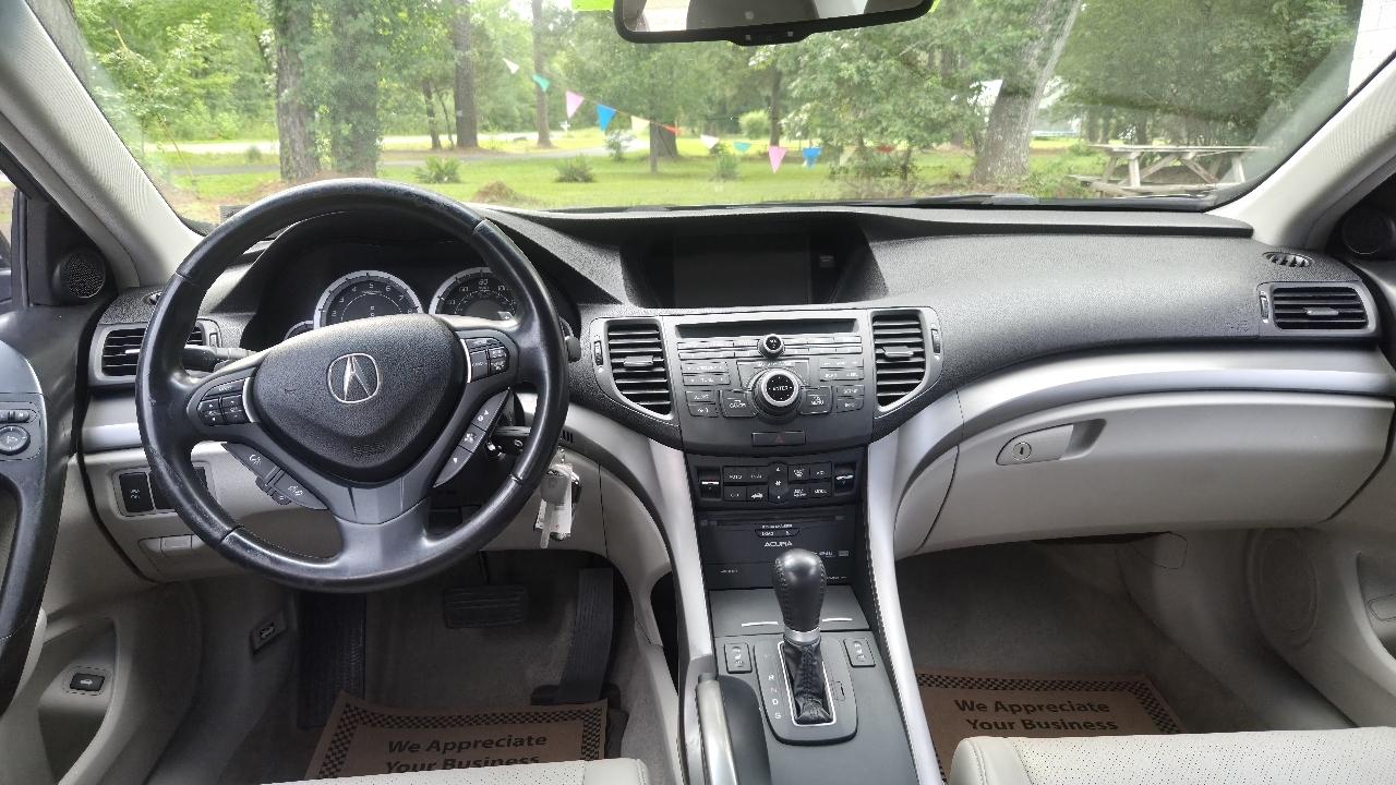 Acura TSX  2010