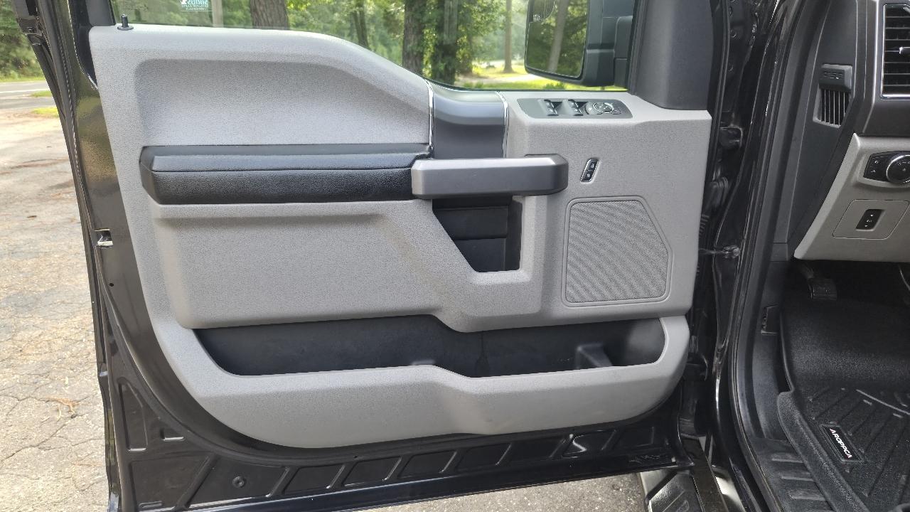 Ford F-150 SuperCrew  2015
