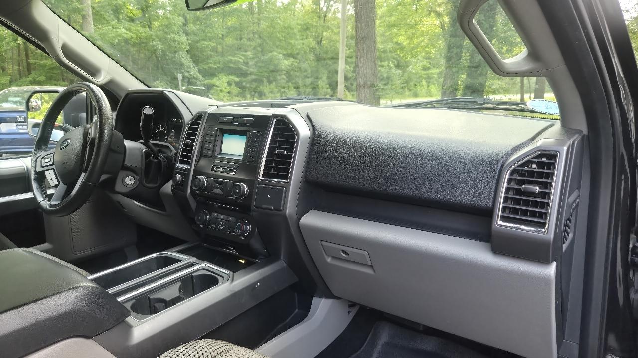 Ford F-150 SuperCrew  2015