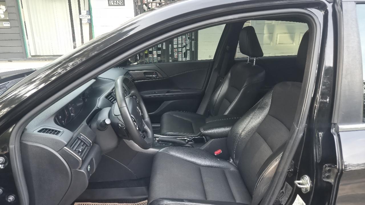 Honda Accord  2017