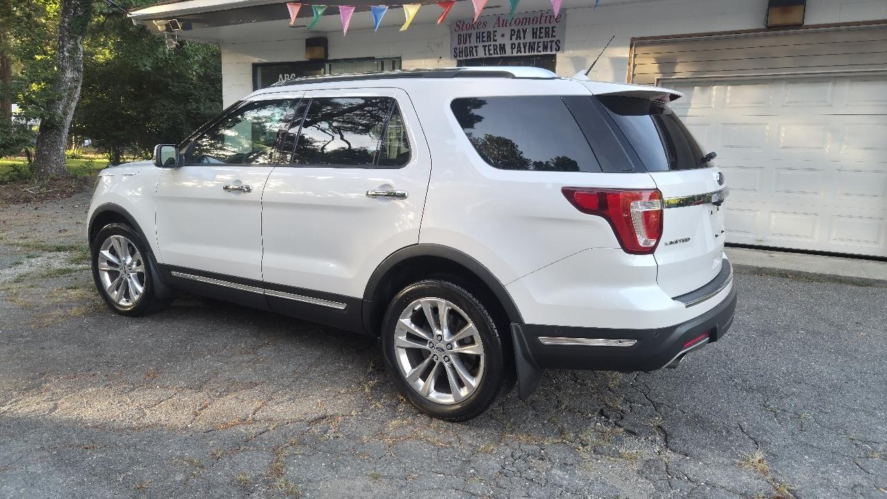 Ford Explorer 4dr 114" WB 4.0L Limited AWD 2018