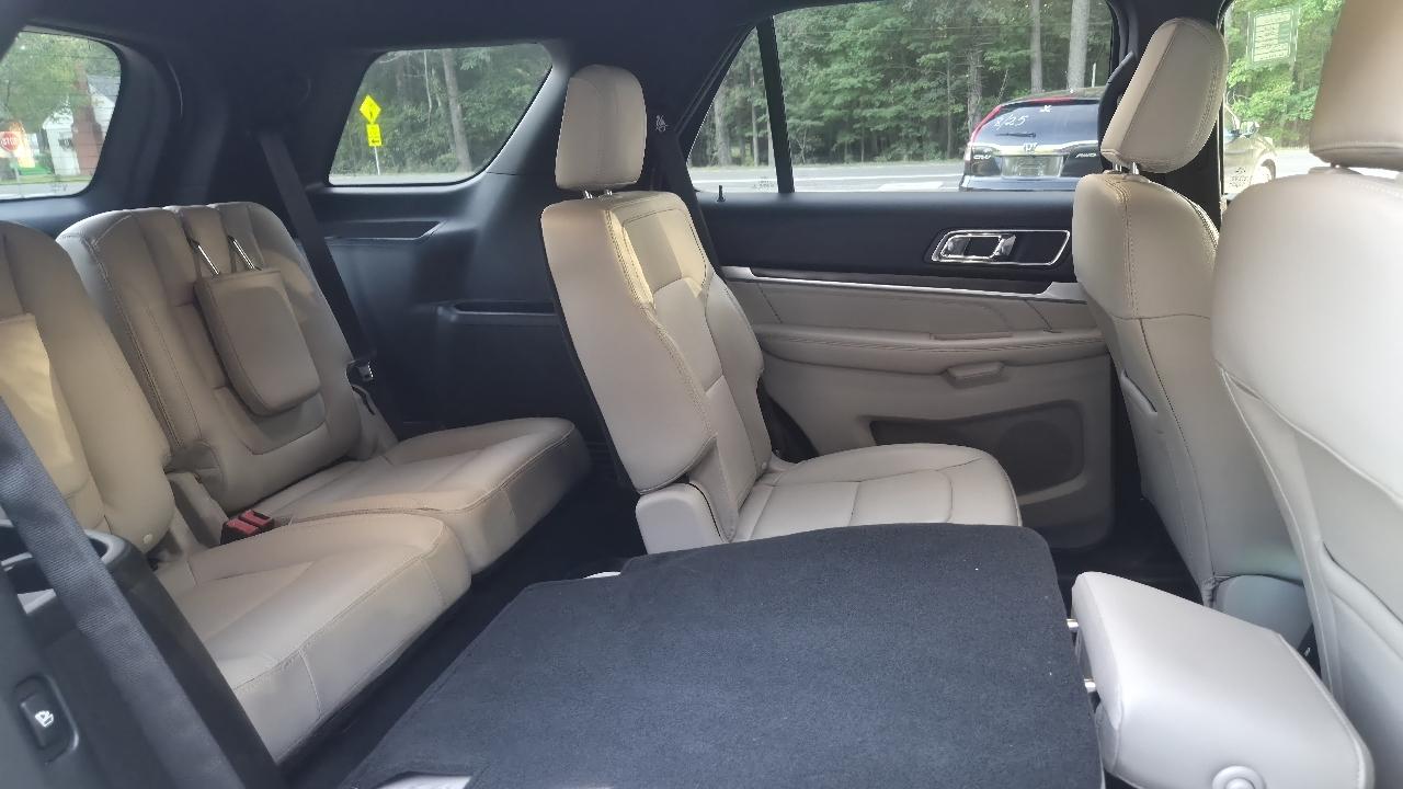 Ford Explorer 4dr 114" WB 4.0L Limited AWD 2018