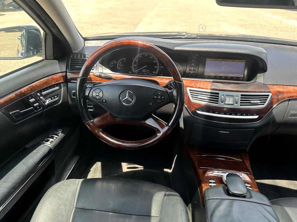 Mercedes-Benz S-Class S550 2013 Mercedes-Benz S-Class S550 2013