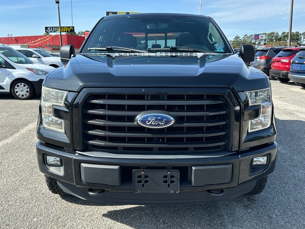Ford F-150 XL SuperCrew 5.5-ft. Bed 4WD 2016 Ford F-150 XL SuperCrew 5.5-ft. Bed 4WD 2016