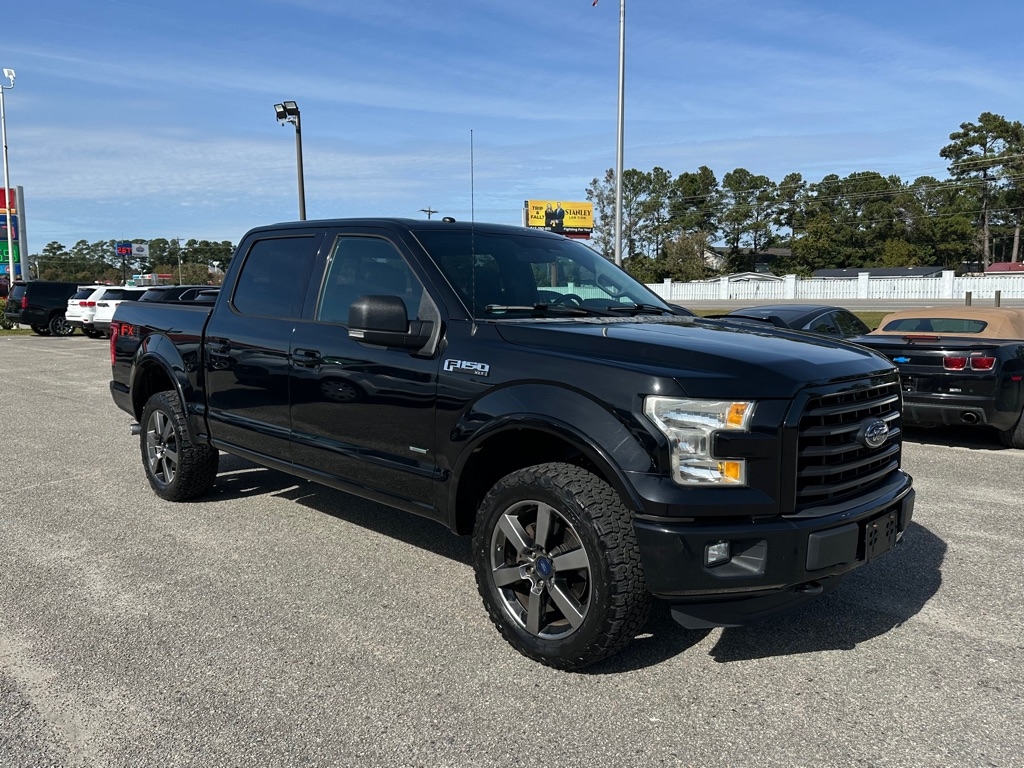 Ford F-150 XL SuperCrew 5.5-ft. Bed 4WD 2016 Ford F-150 XL SuperCrew 5.5-ft. Bed 4WD 2016