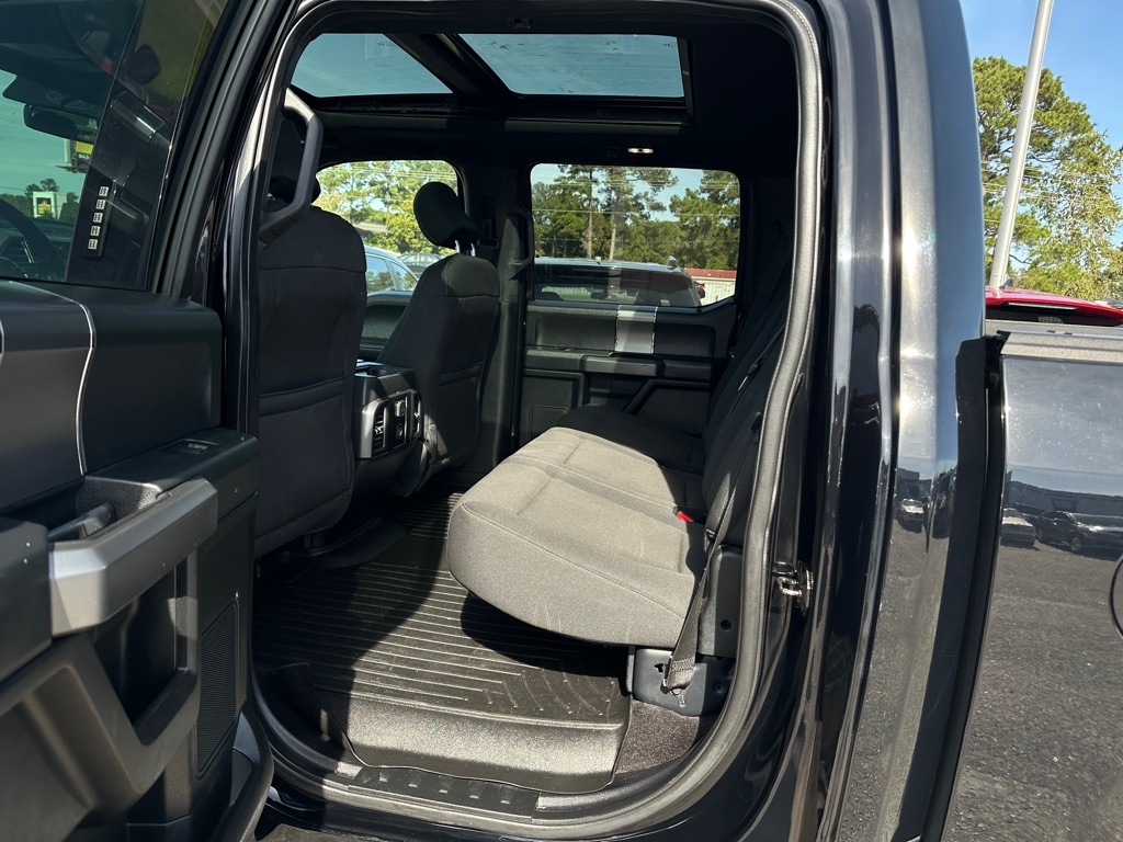 Ford F-150 XL SuperCrew 5.5-ft. Bed 4WD 2016 Ford F-150 XL SuperCrew 5.5-ft. Bed 4WD 2016
