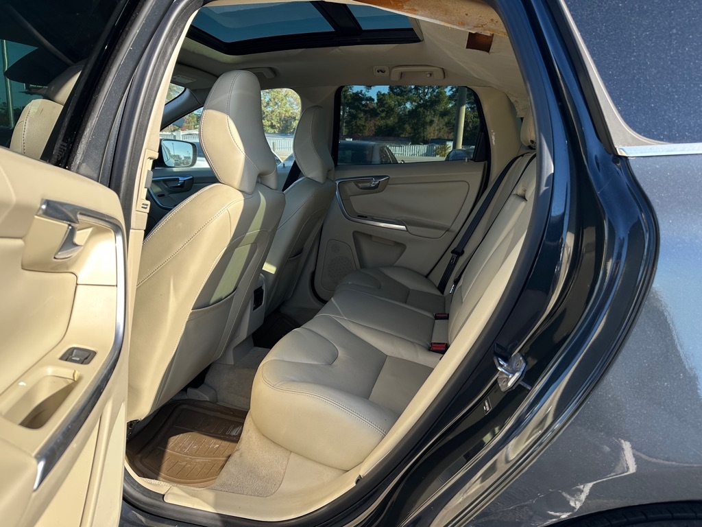 Volvo XC60 T6 Drive-E Platinum FWD 2016