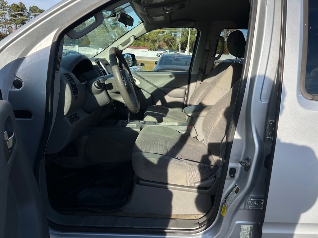 Nissan Frontier S Crew Cab 5AT 2WD 2016