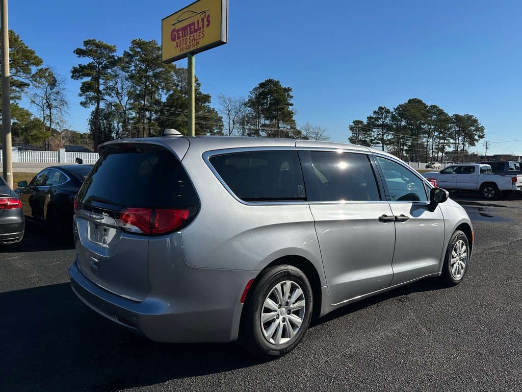 Chrysler Pacifica L 2018