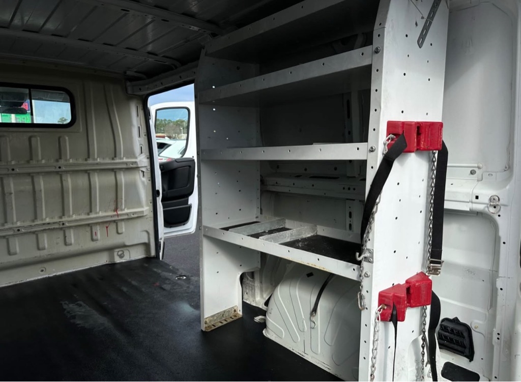 RAM Promaster 1500 Low Roof Tradesman 136-in. WB 2017